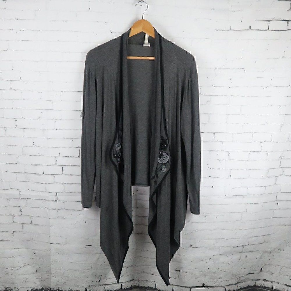 MY WISH LIST GREY ASYMETRICAL OPEN CARDIGAN WITH APLIQUE FLOWERS SIZE MEDIUM